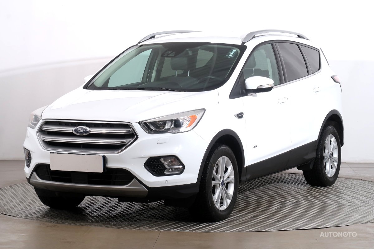 Ford Kuga, 2017 - pohled č. 3