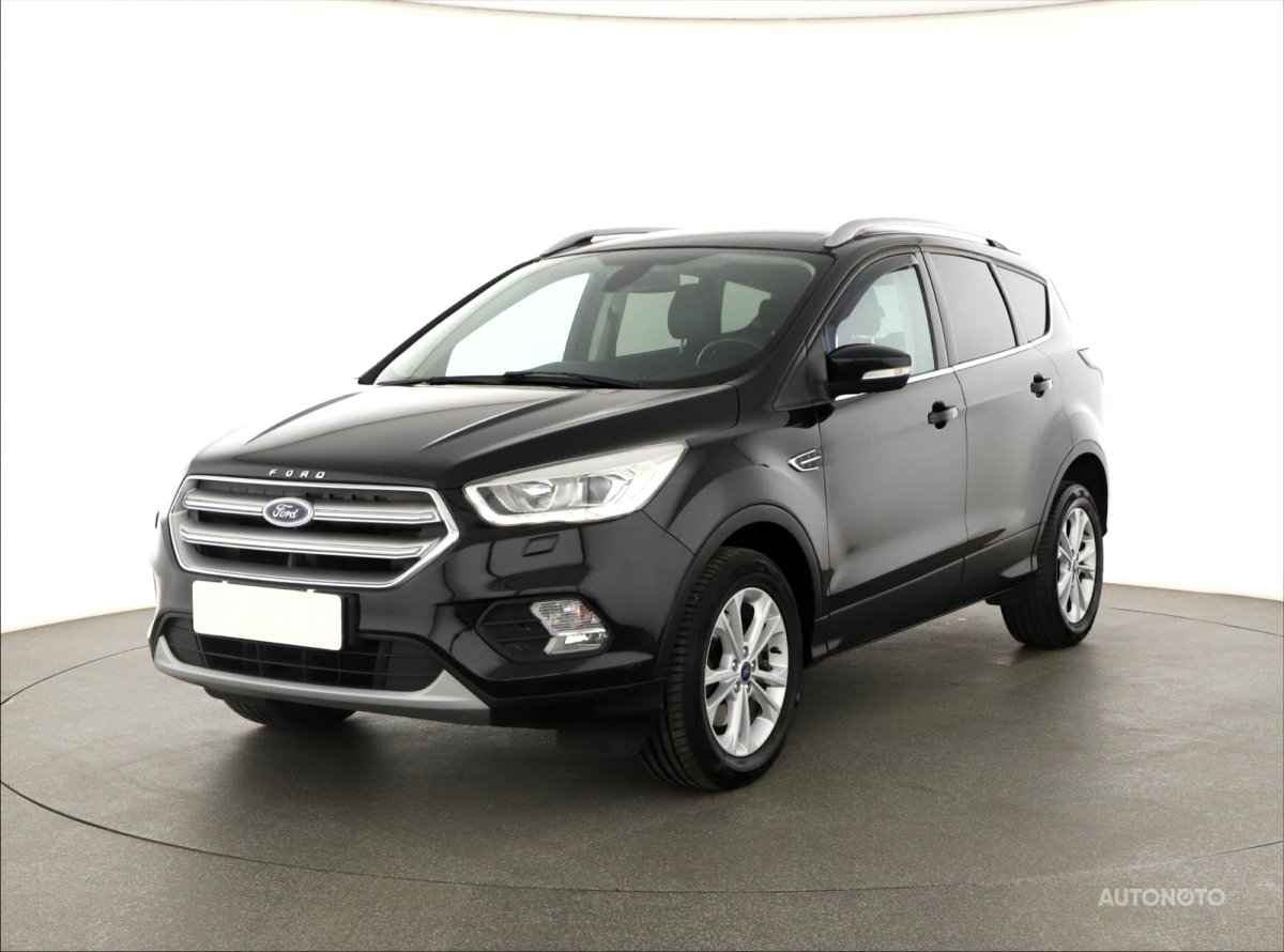 Ford Kuga, 2017 - pohled č. 3