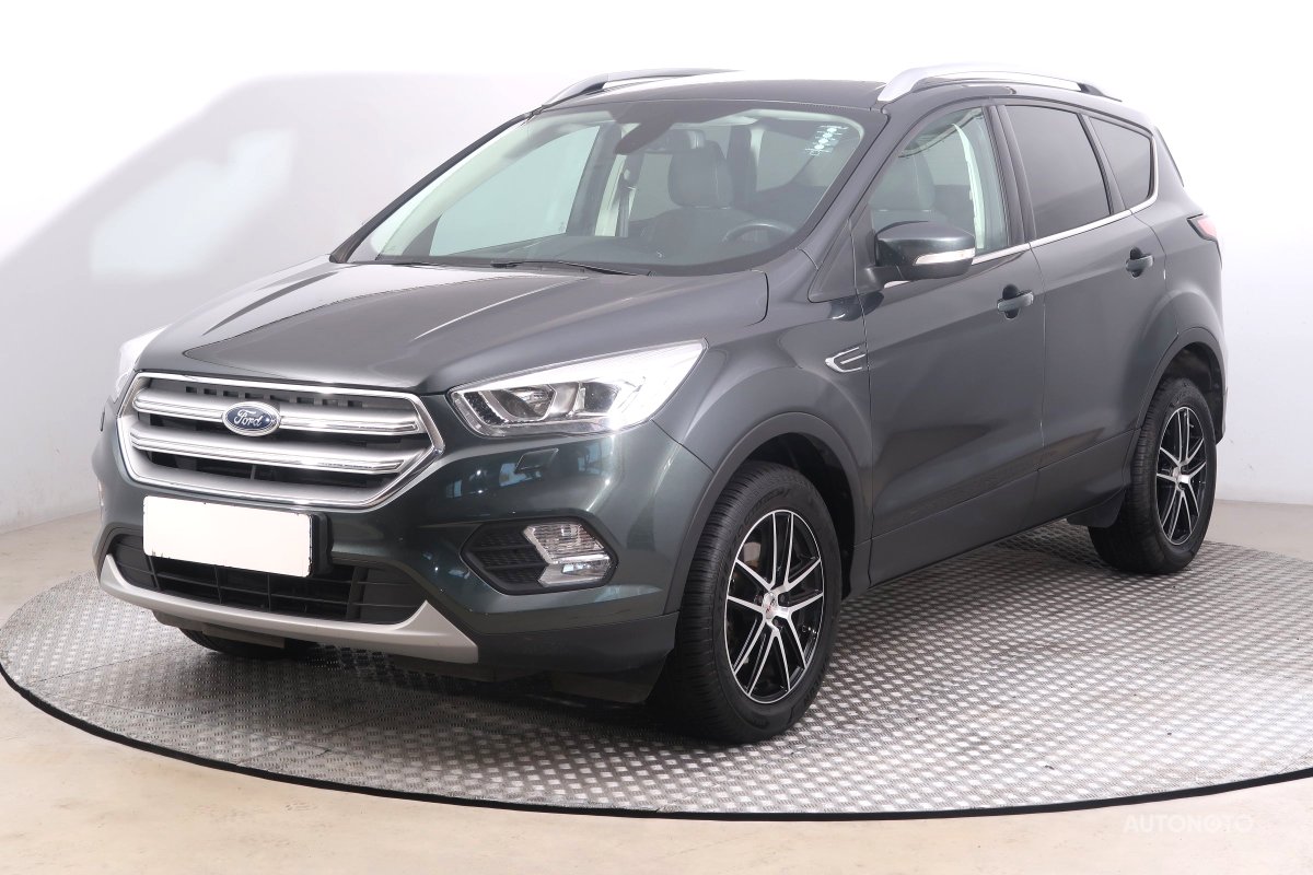 Ford Kuga, 2018 - pohled č. 3