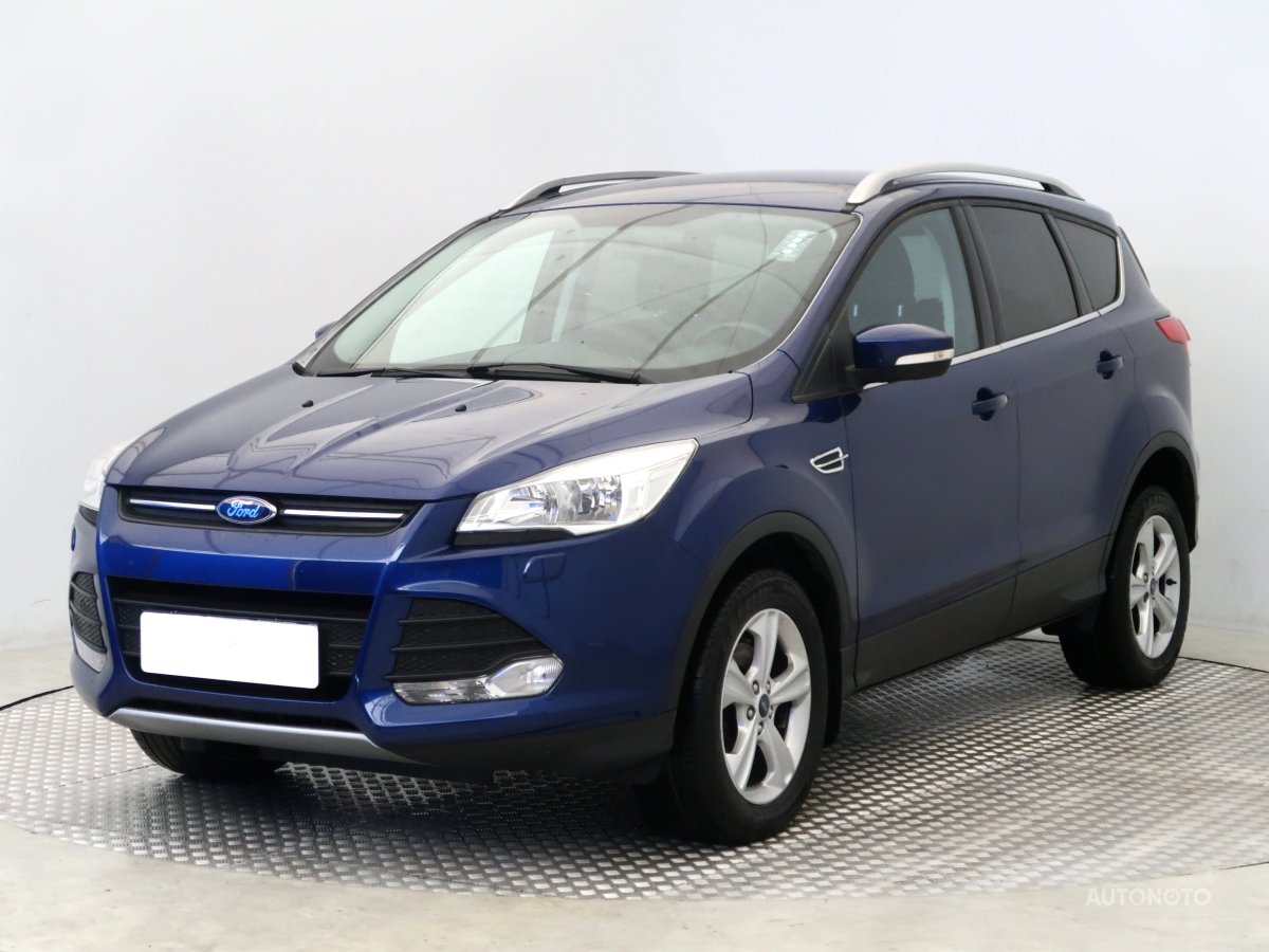 Ford Kuga, 2014 - pohled č. 3