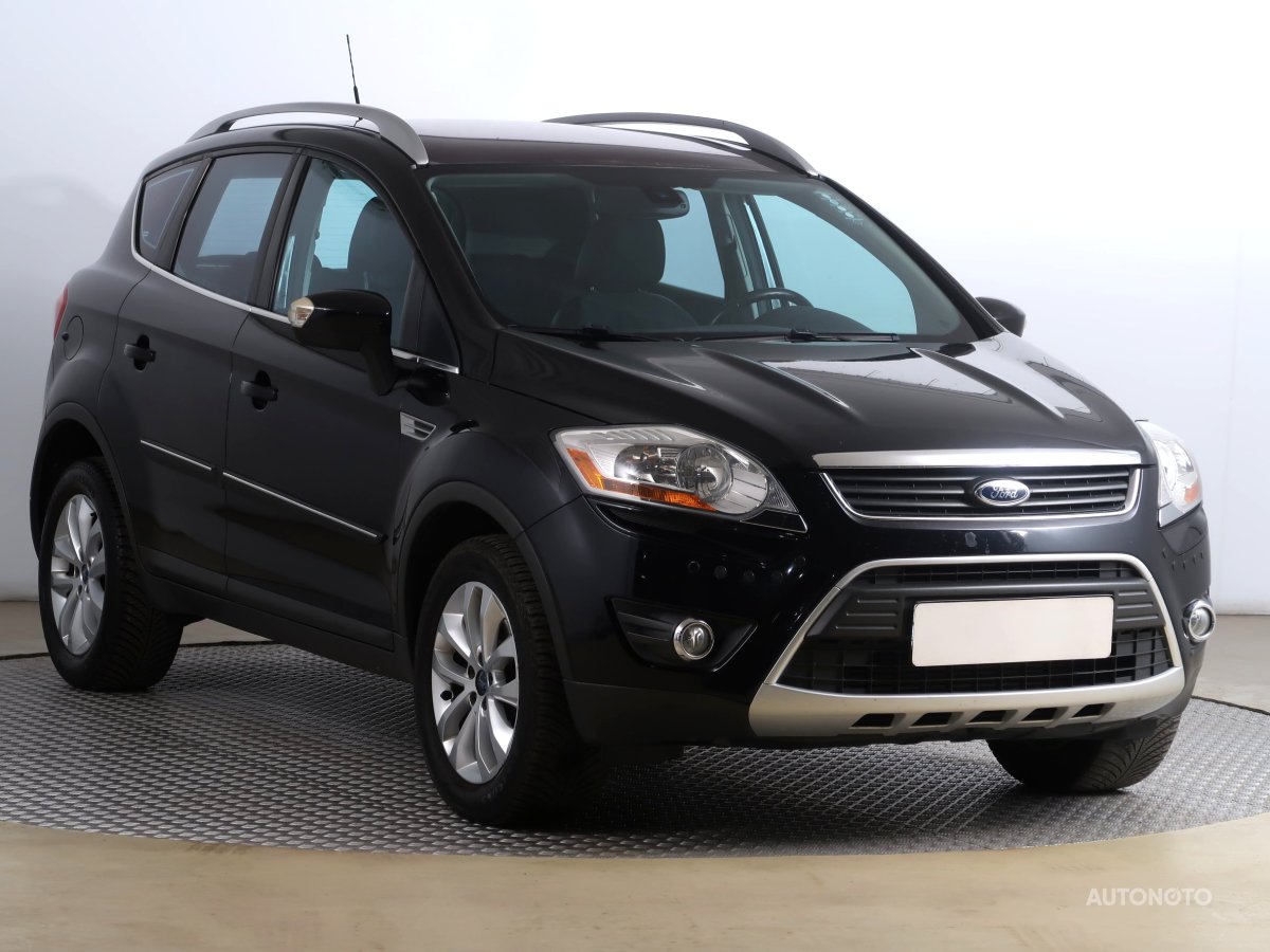 Ford Kuga, 2009 - celkový pohled
