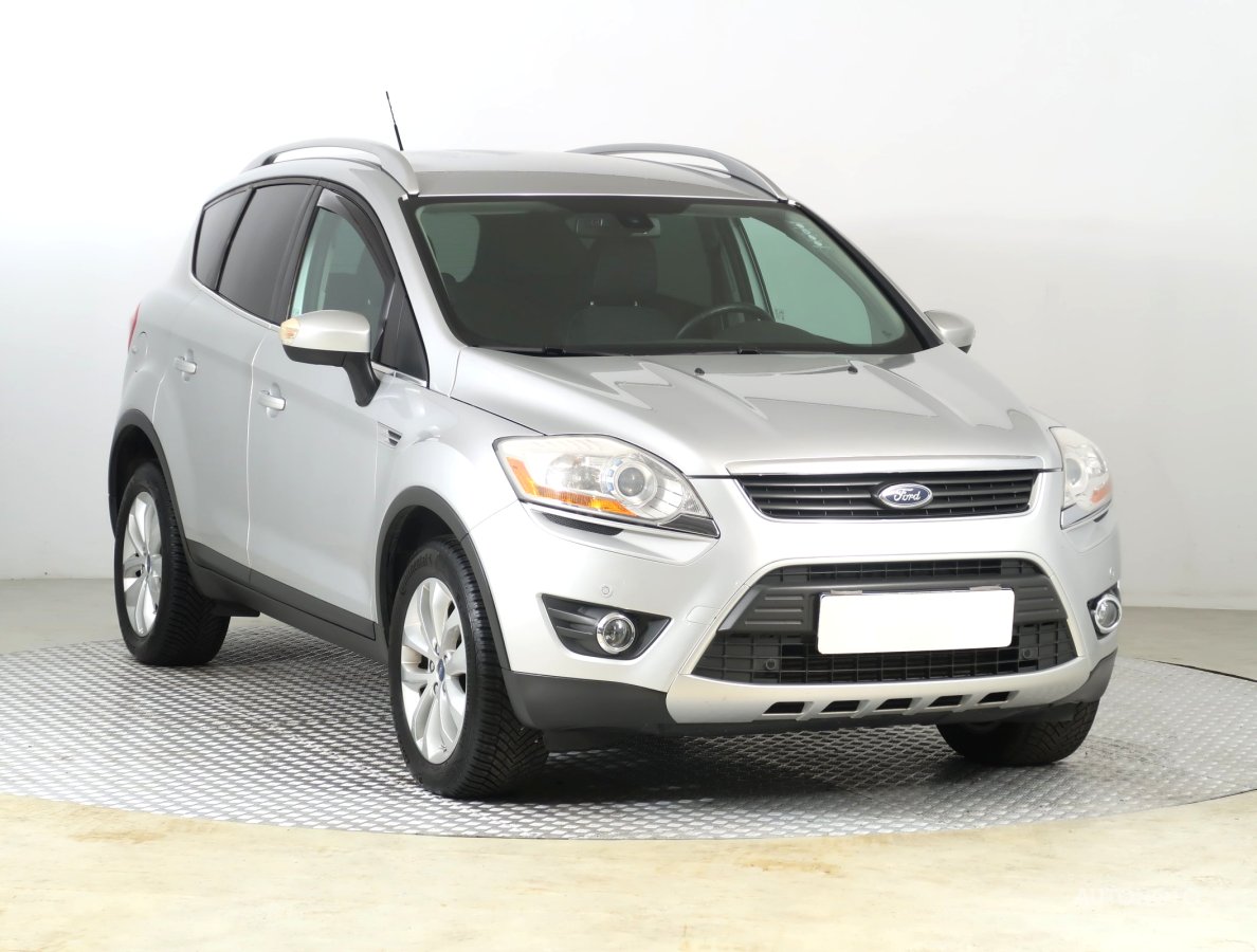 Ford Kuga, 2011 - celkový pohled