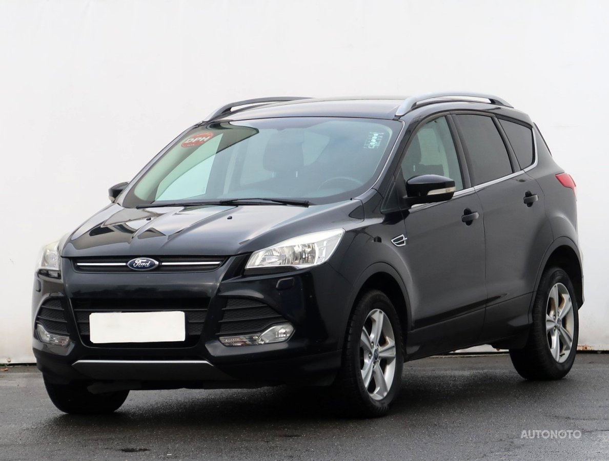 Ford Kuga, 2015 - pohled č. 3
