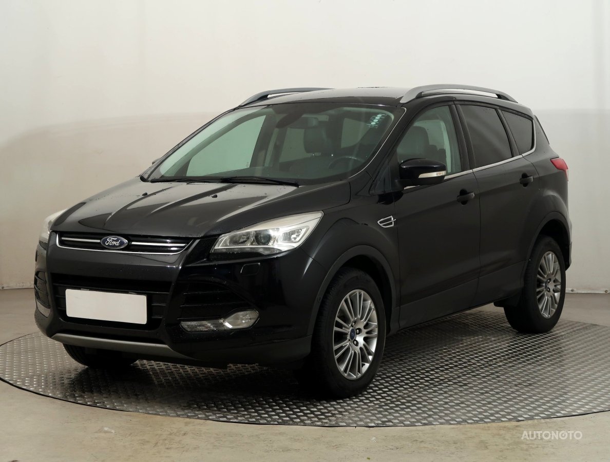 Ford Kuga, 2014 - pohled č. 3