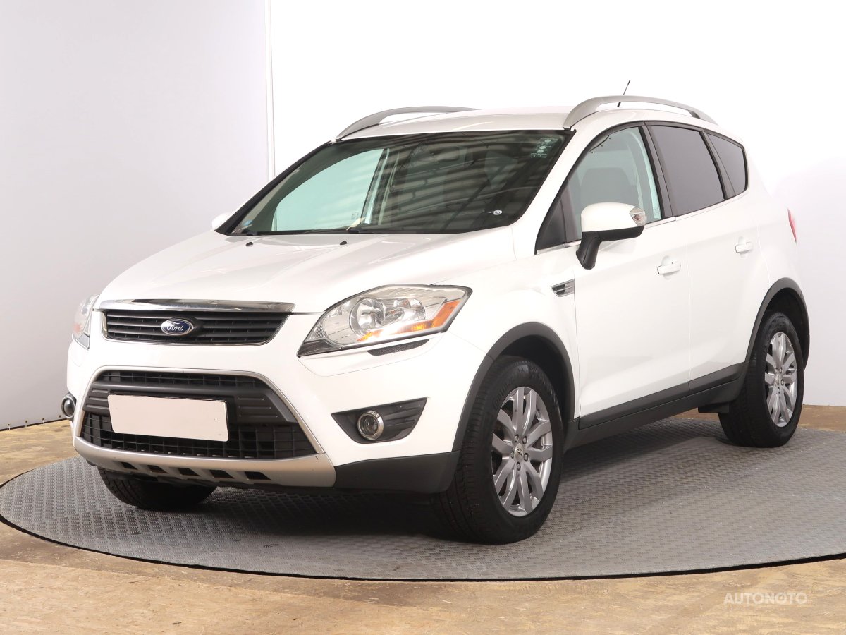 Ford Kuga, 2010 - pohled č. 3