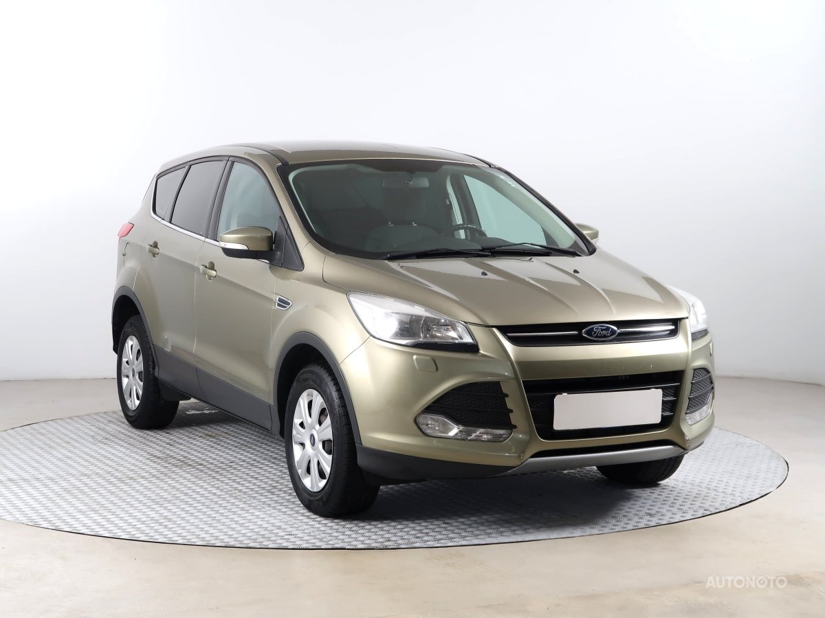 Ford Kuga, 2014 - celkový pohled