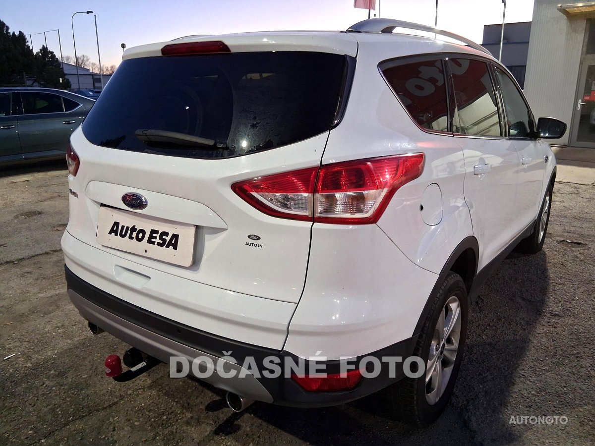 Ford Kuga, 2015 - pohled č. 2