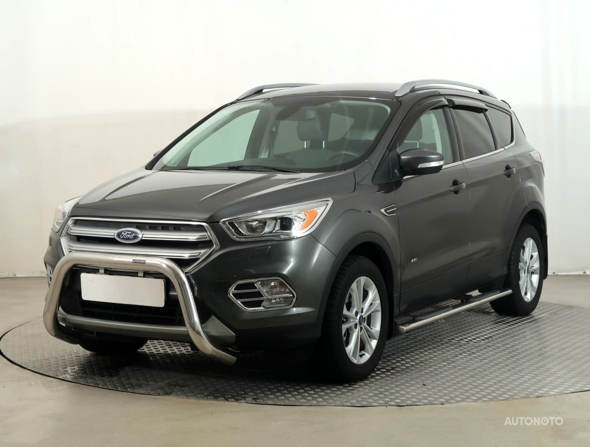 Ford Kuga, 2017 - pohled č. 3