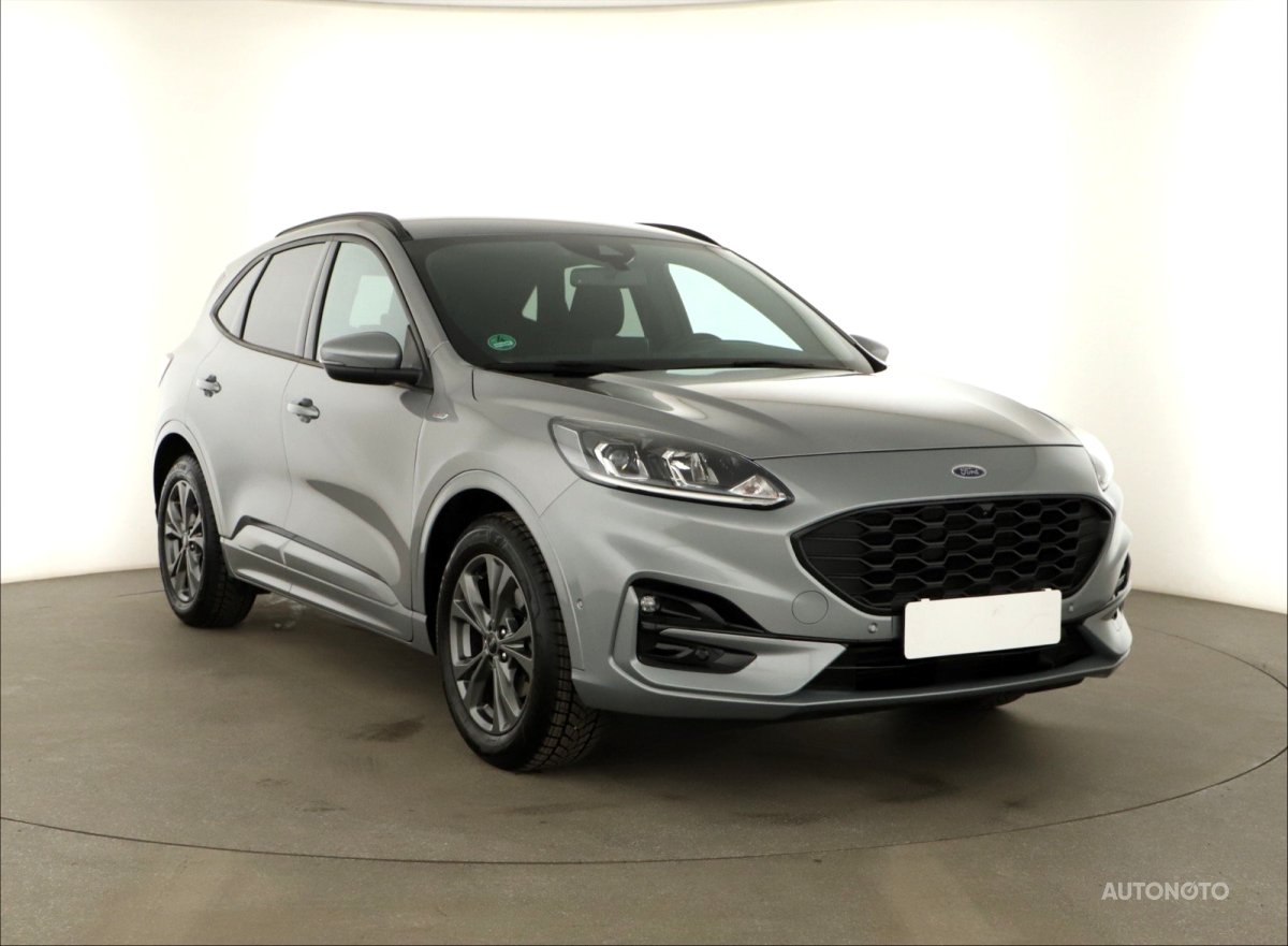 Ford Kuga, 2022 - celkový pohled