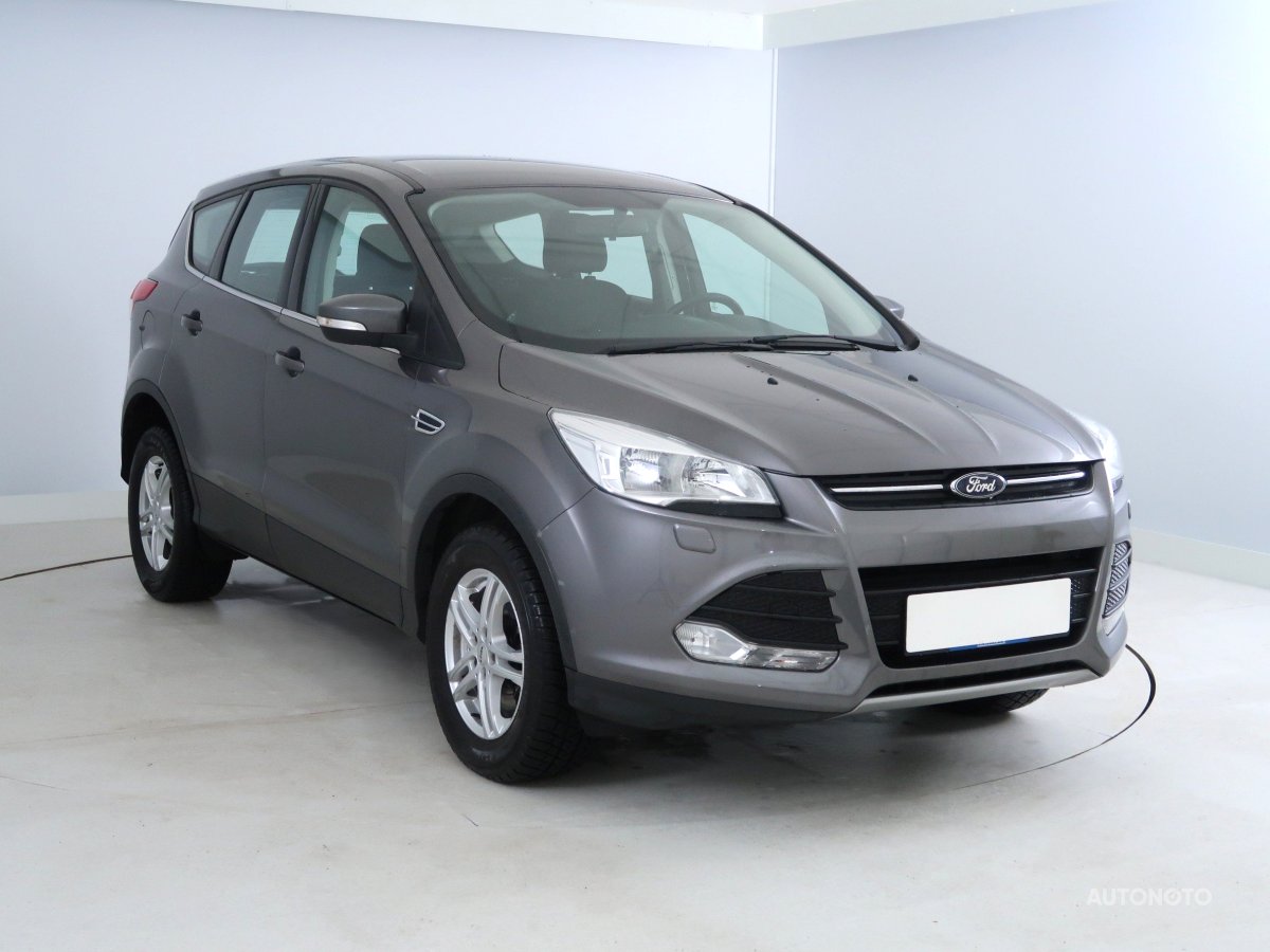 Ford Kuga, 2013 - celkový pohled