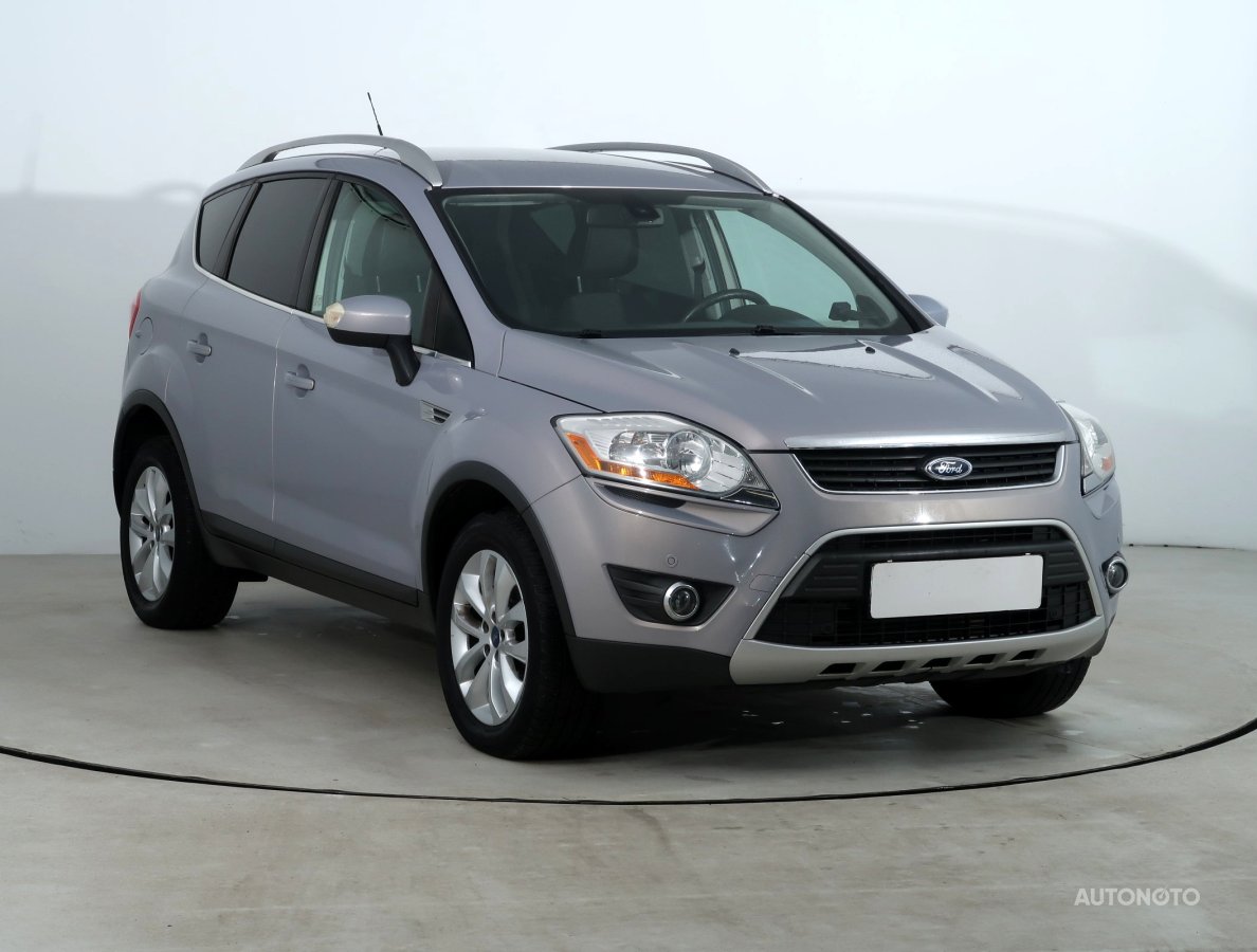 Ford Kuga, 2011 - celkový pohled