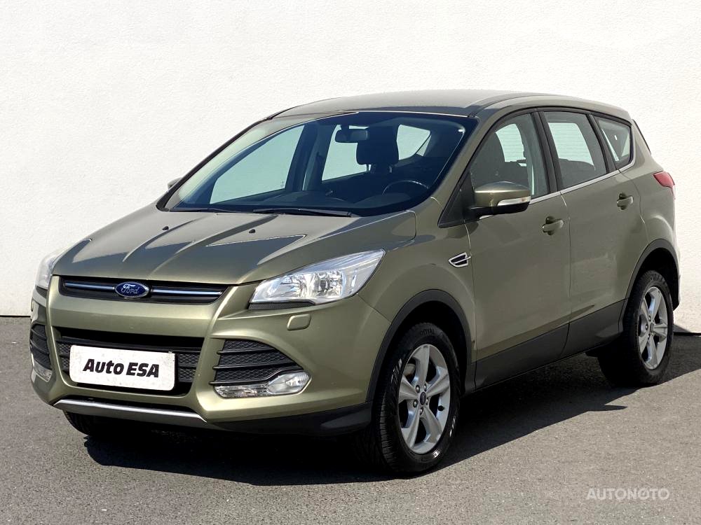 Ford Kuga, 2015 - pohled č. 3