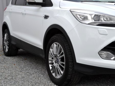 Ford Kuga, 2014 - pohled č. 9