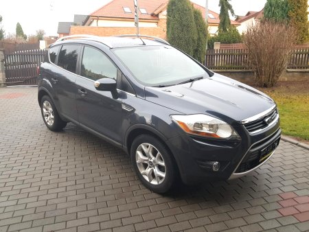 Ford Kuga, 2010 - pohled č. 3