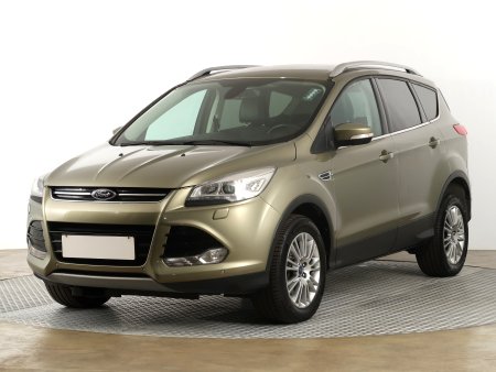 Ford Kuga, 2014 - pohled č. 3
