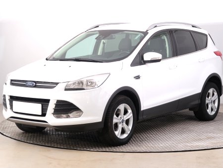Ford Kuga, 2016 - pohled č. 3