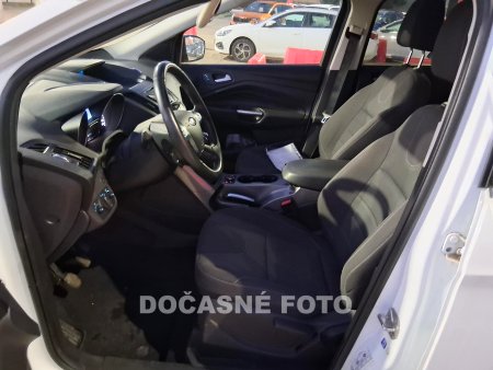 Ford Kuga, 2015 - pohled č. 3