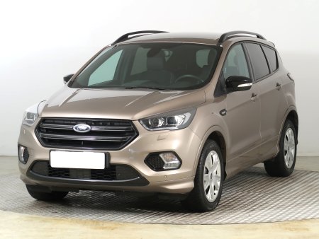 Ford Kuga, 2019 - pohled č. 3