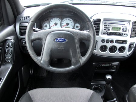 Ford Maverick, 2002 - pohled č. 9