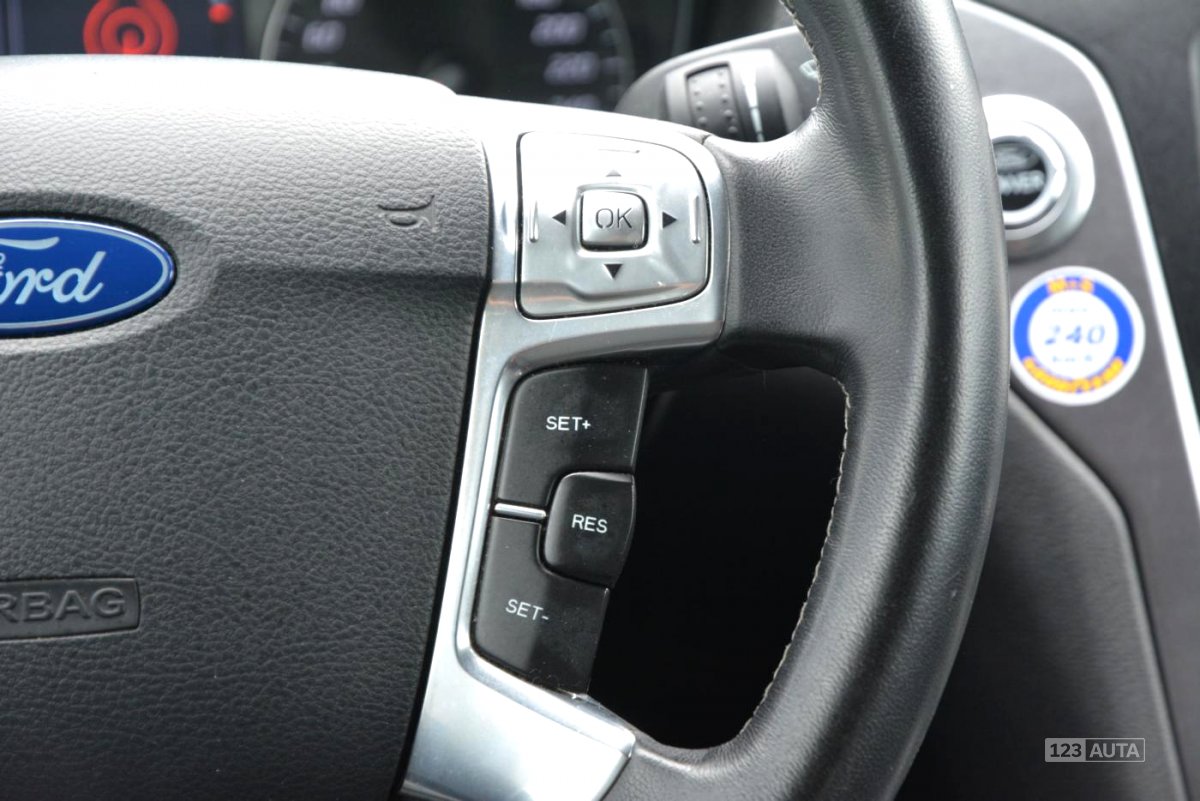 Ford Mondeo, 2011 - pohled č. 25