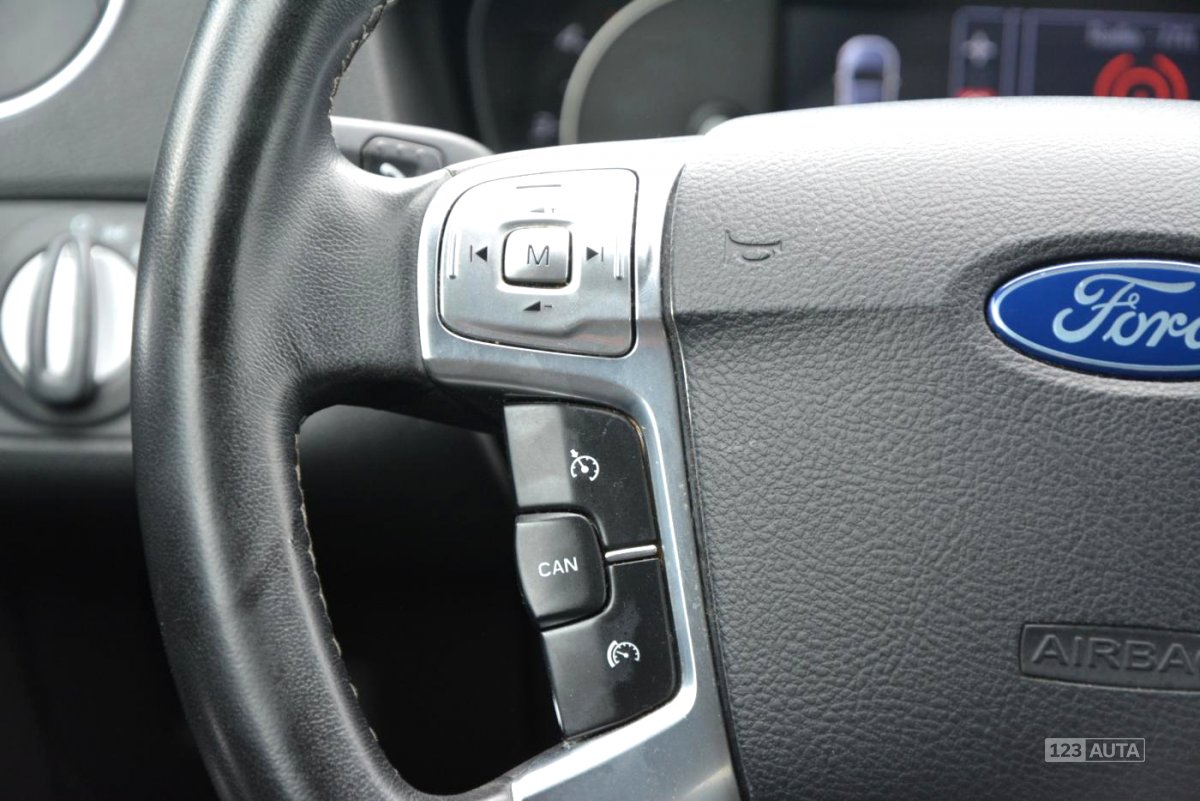 Ford Mondeo, 2011 - pohled č. 26