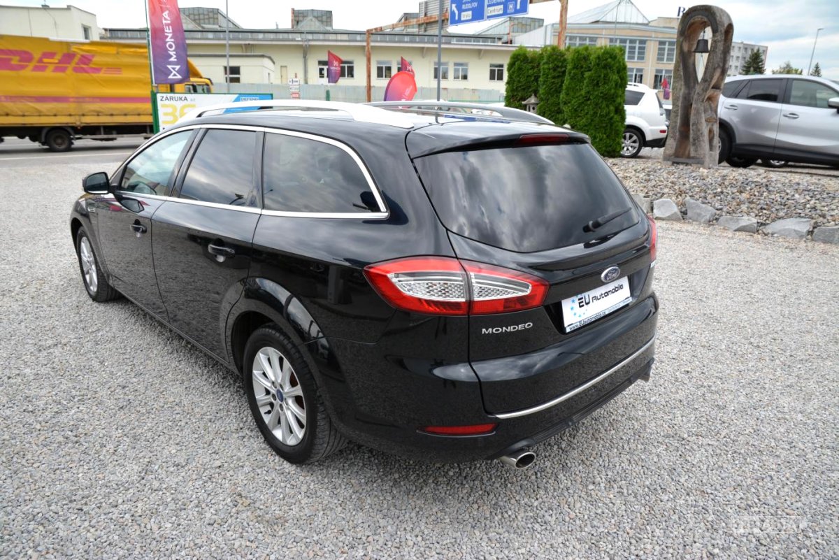 Ford Mondeo, 2011 - pohled č. 3