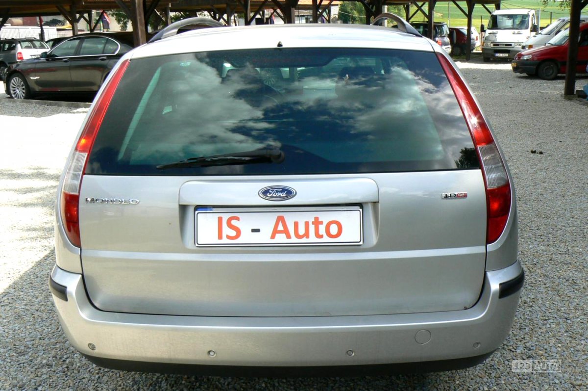 Alfa Romeo 159, 2006 - pohled č. 3