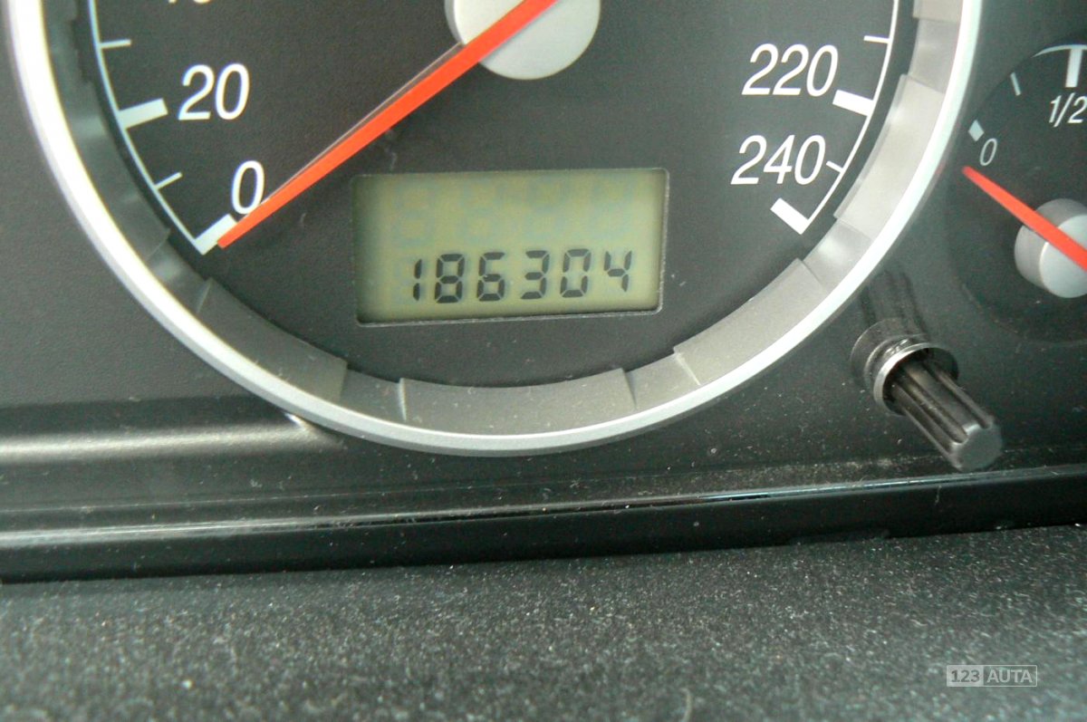 Alfa Romeo 159, 2006 - pohled č. 8