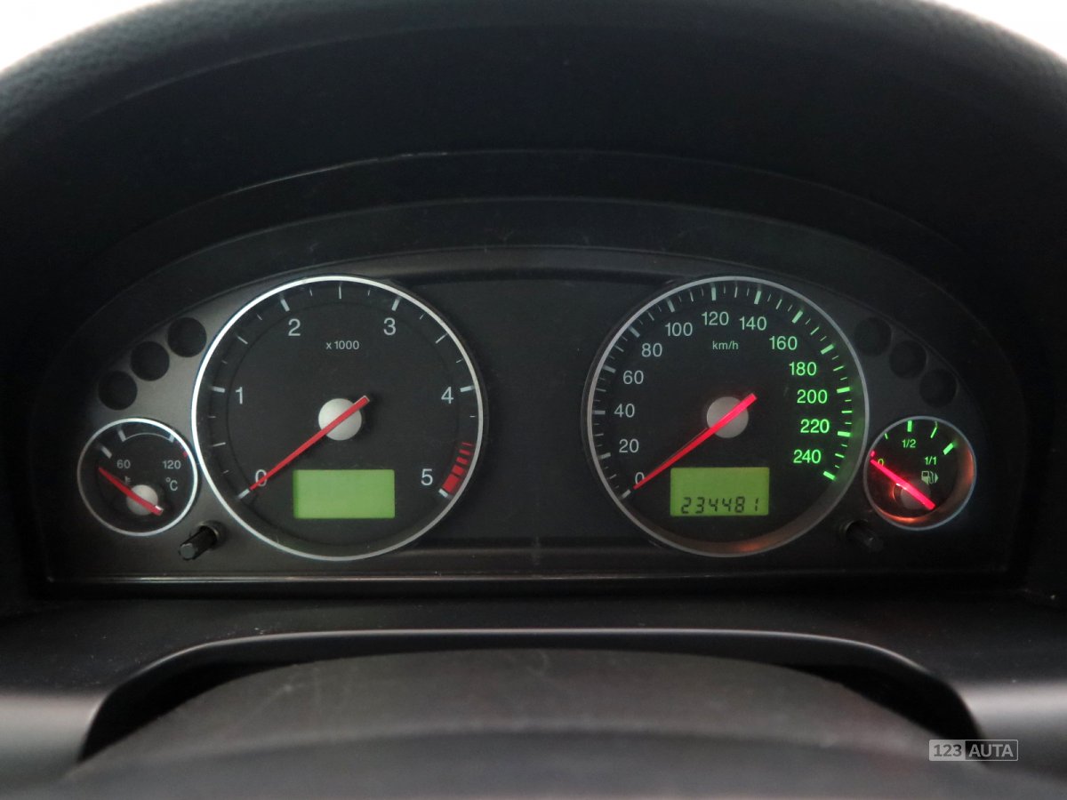 Ford Mondeo, 2004 - pohled č. 10