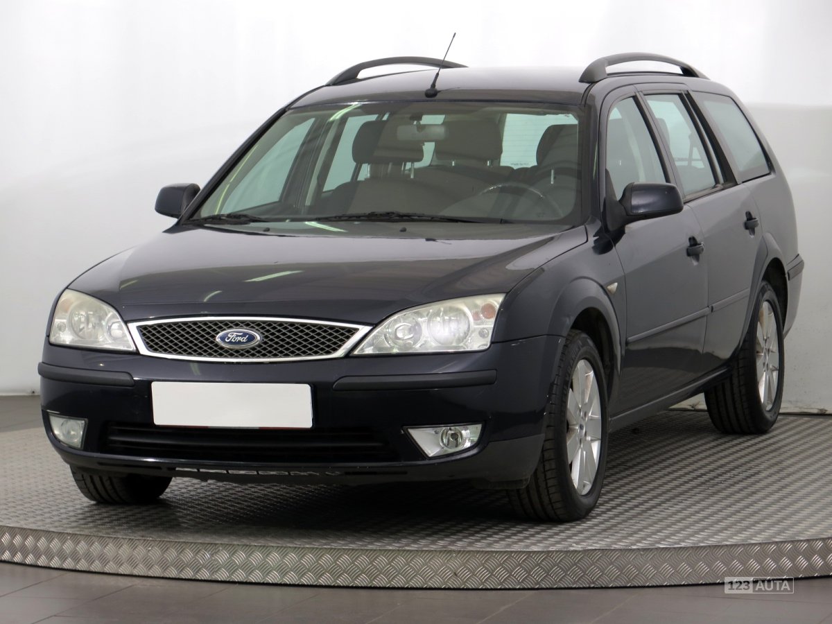 Ford Mondeo, 2004 - pohled č. 3