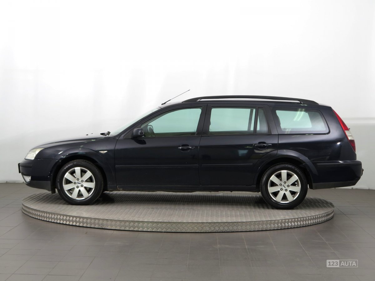 Ford Mondeo, 2004 - pohled č. 4