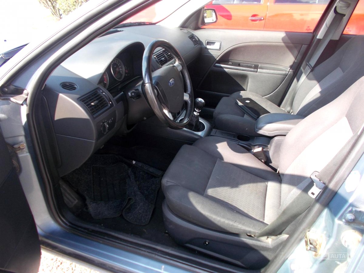 Ford Mondeo, 2001 - pohled č. 6