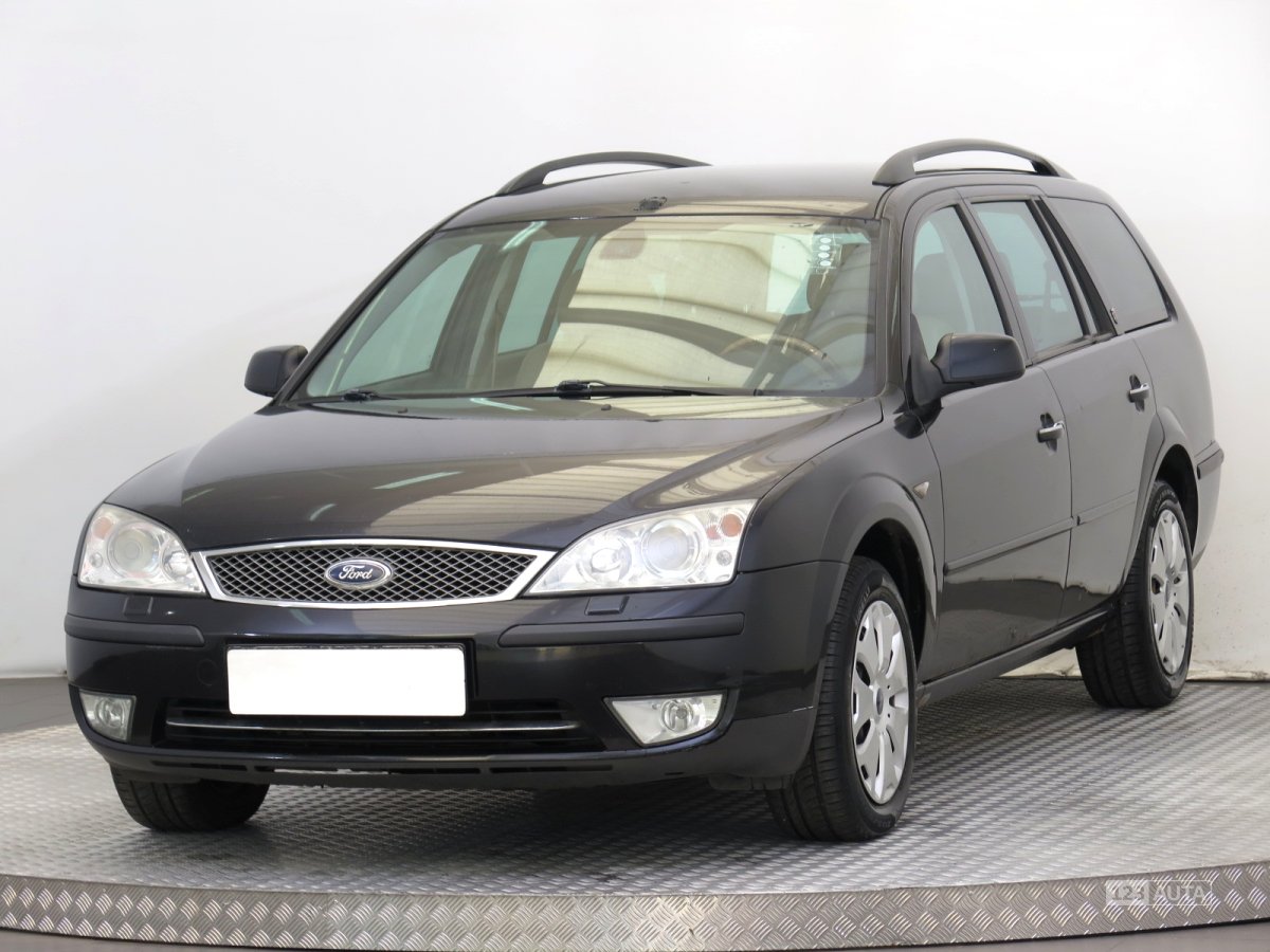 Ford Mondeo, 2004 - pohled č. 3