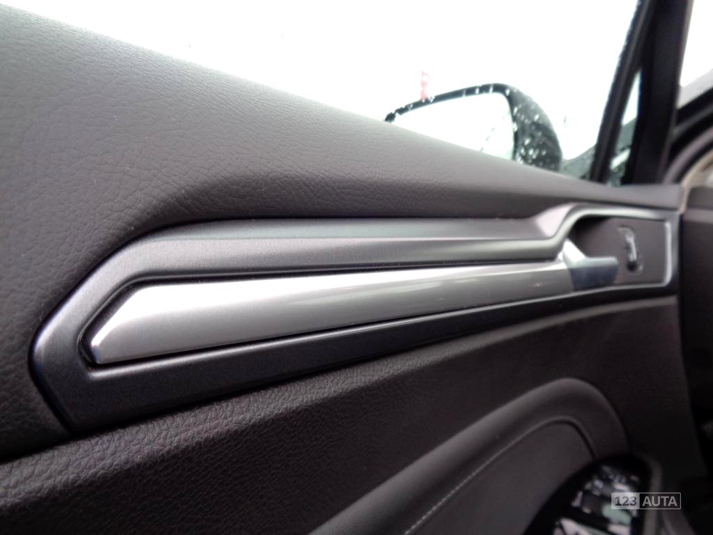 Ford Mondeo, 2017 - pohled č. 8