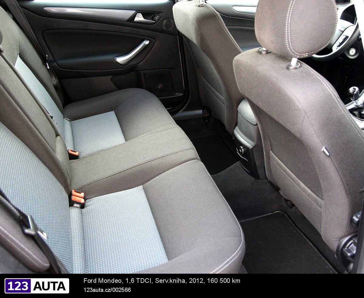 Ford Mondeo, 2012 - pohled č. 17