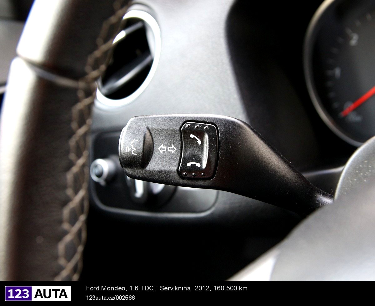 Ford Mondeo, 2012 - pohled č. 20