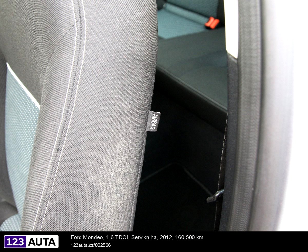 Ford Mondeo, 2012 - pohled č. 29