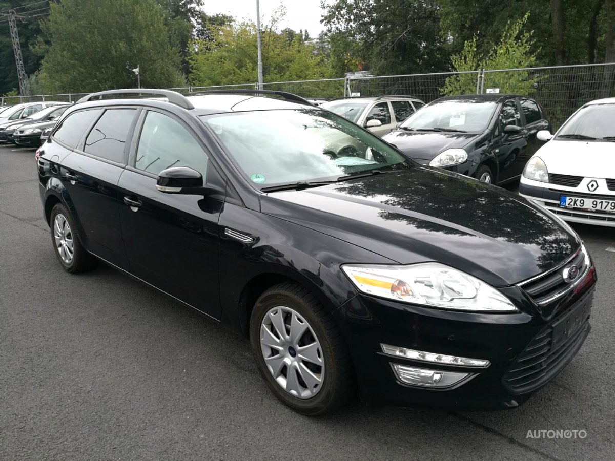 Ford Mondeo, 2011 - pohled č. 3