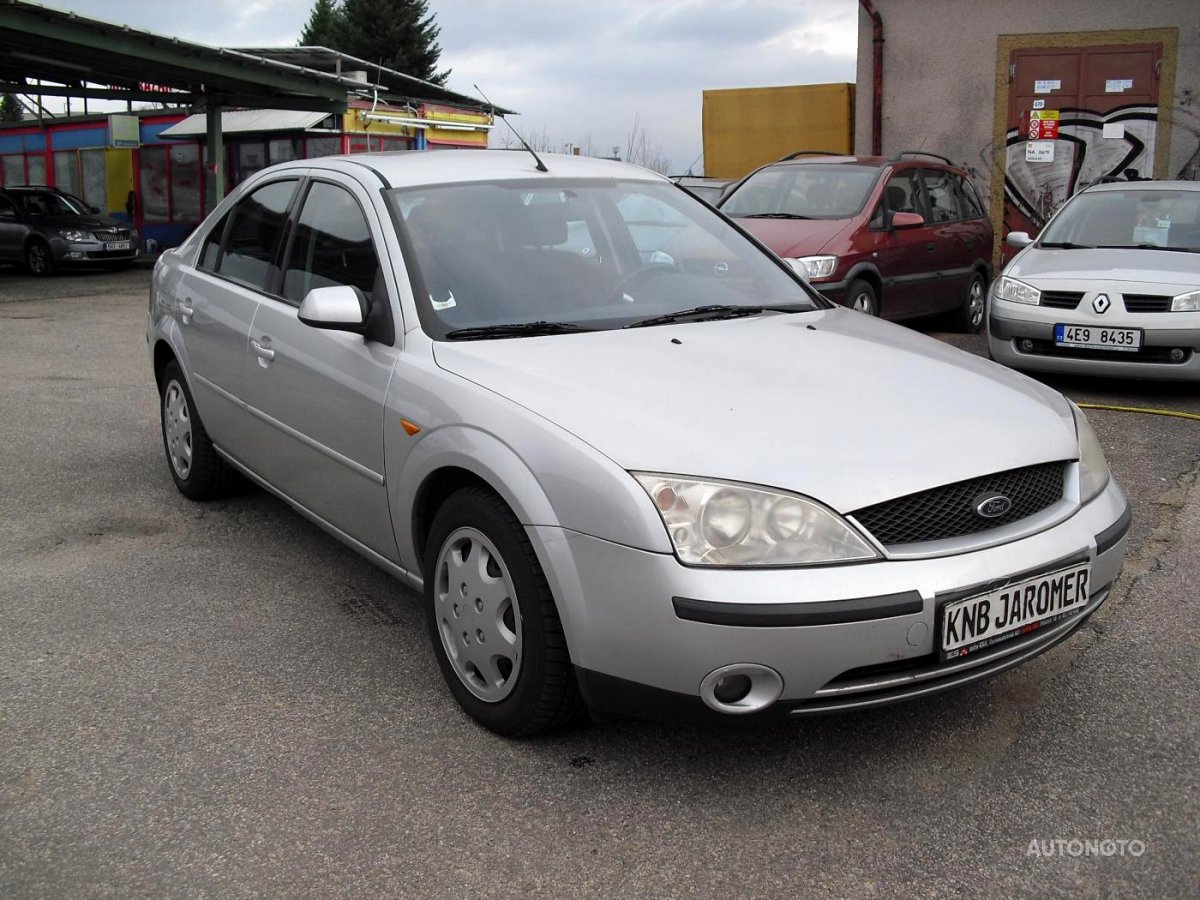 Ford Mondeo, 2001 - celkový pohled