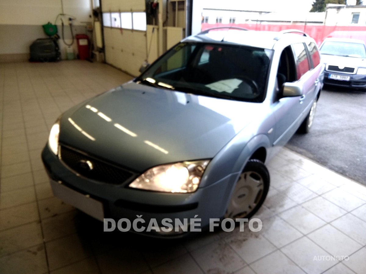 Ford Mondeo, 2004 - pohled č. 3