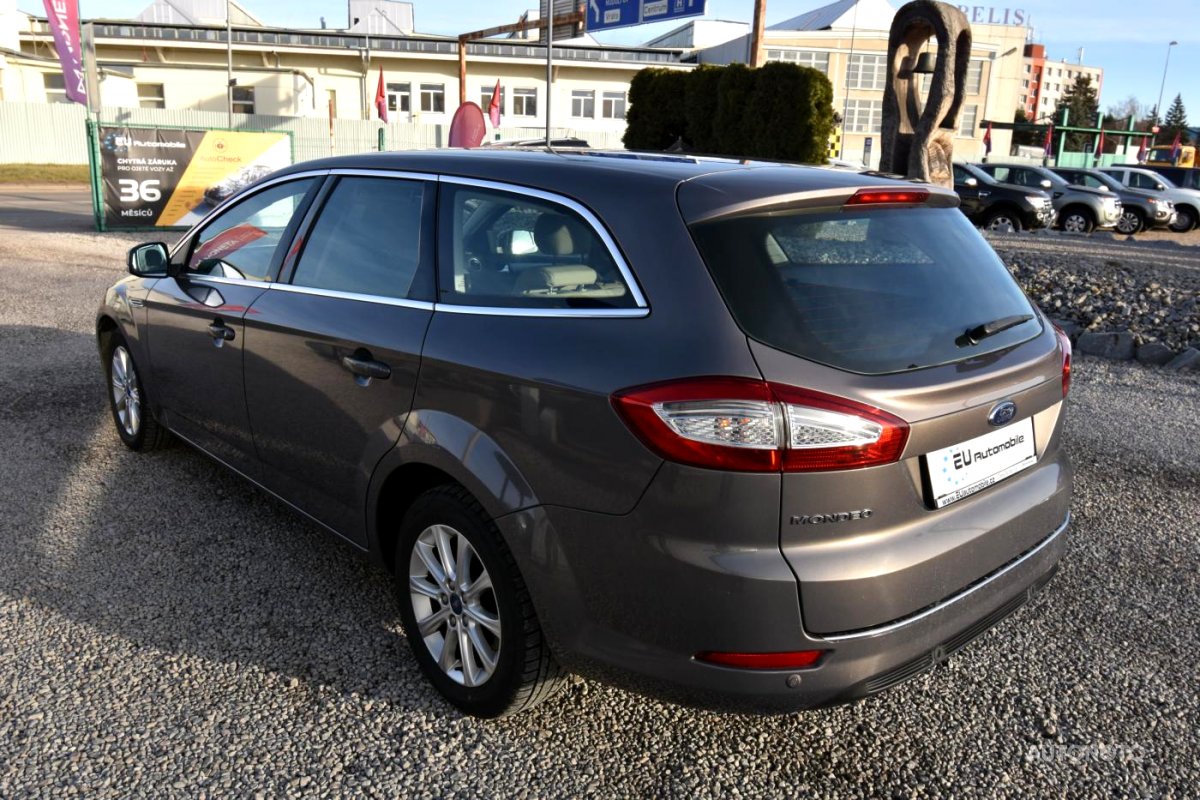 Ford Mondeo, 2011 - pohled č. 3