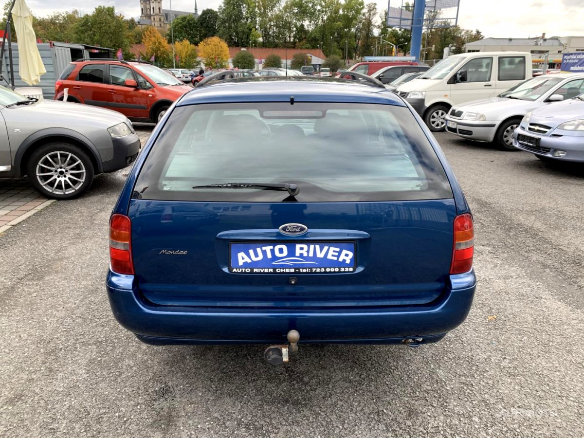 Ford Mondeo, 2000 - pohled č. 3