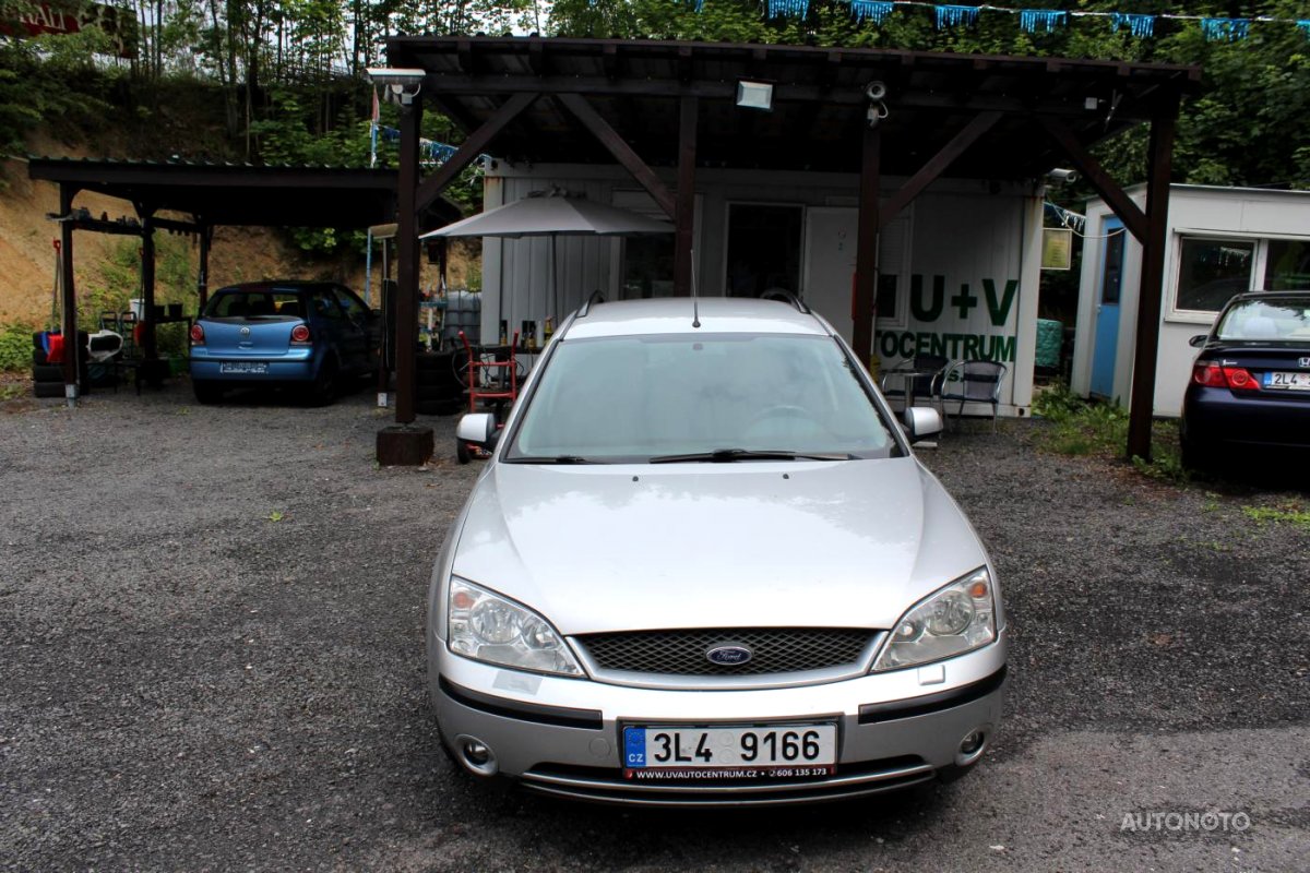 Ford Mondeo, 2002 - pohled č. 2