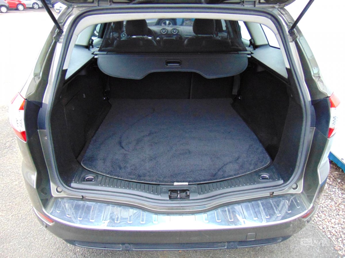 Ford Mondeo, 2012 - pohled č. 17