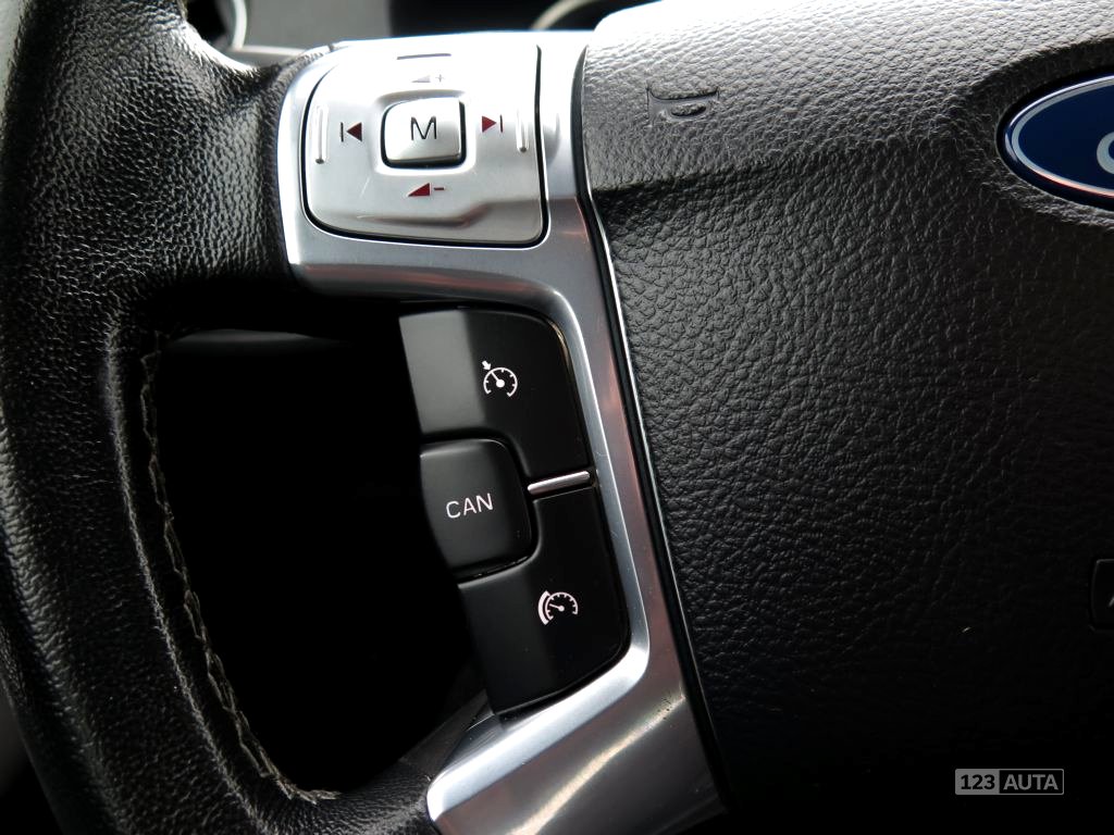 Ford Mondeo, 2010 - pohled č. 22