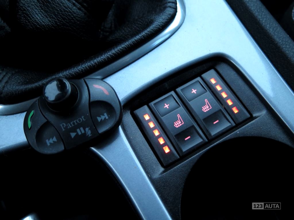 Ford Mondeo, 2011 - pohled č. 20