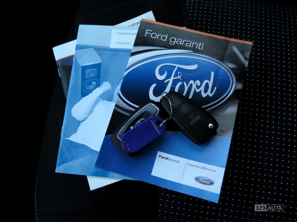 Ford Mondeo, 2011 - pohled č. 25