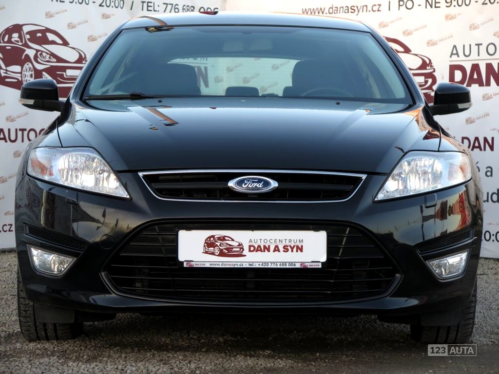 Ford Mondeo, 2011 - pohled č. 3