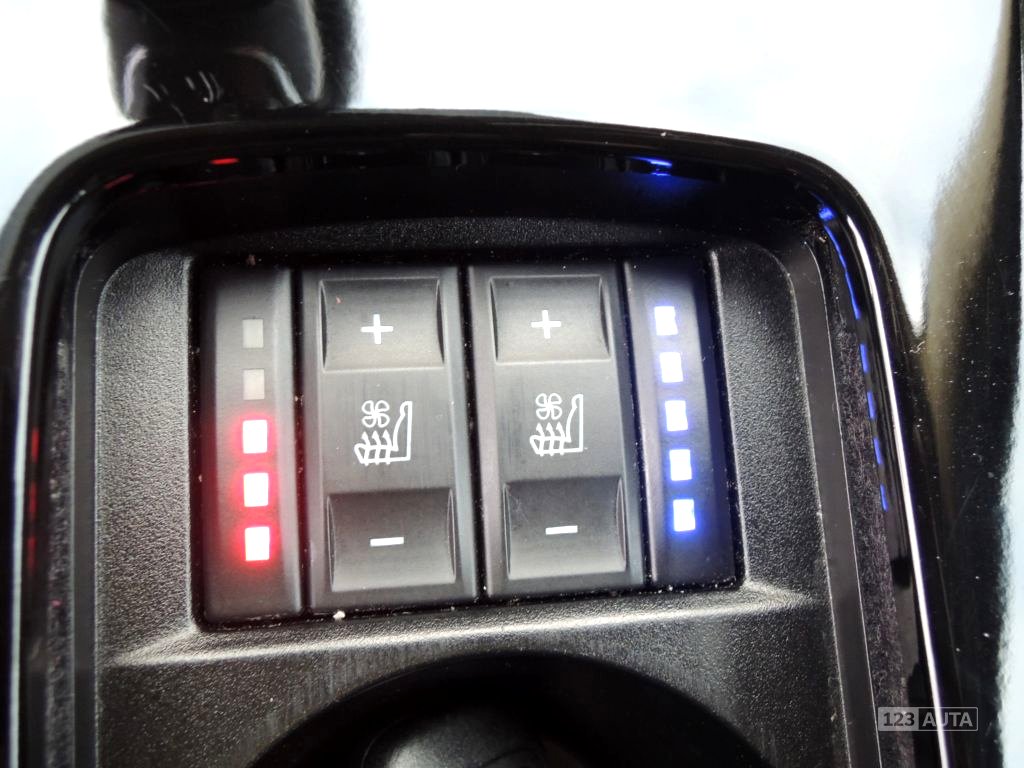 Ford Mondeo, 2011 - pohled č. 10