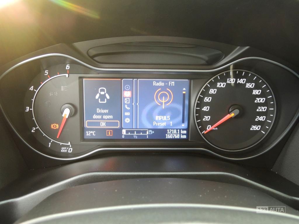 Ford Mondeo, 2011 - pohled č. 12